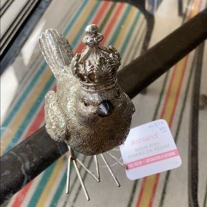 Michael’s King Bird Figurine